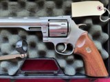 DAN WESSON MODEL 744V REVOLVER 44 MAGNUM STAINLESS PISTOL PAK 3 BARRELS - 5 of 17