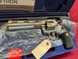COLT STAINLESS PYTHON REVOLVER 357 MAGNUM - MADE 1991 WITH BOX - 1 of 17