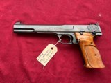 SMITH & WESSON MODEL 46 SEMI AUTO TARGET PISTOL 22LR - 3 of 12