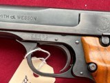 SMITH & WESSON MODEL 46 SEMI AUTO TARGET PISTOL 22LR - 2 of 12