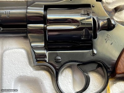 COLT TROOPER MKIII REVOLVER 22LR - UNFIRED - Image 9 of 20