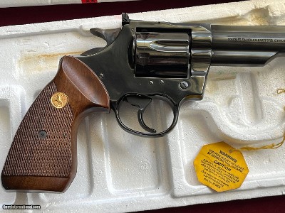 COLT TROOPER MKIII REVOLVER 22LR - UNFIRED - Image 10 of 20