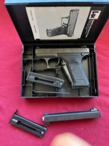 HECKLER & KOCH P7 K3 SEMI AUTO PISTOL 7.65MM ( 32ACP ) & 22LR CONVERSION - 1 of 17