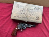 SMITH & WESSON MODEL 544 TEXAS WAGON TRAIN COMMEMORATIVE REVOLVER 44-40 - 2 of 12