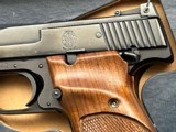 SMITH & WESSON MODEL 41 SEMI AUTO PISTOL 22LR - MINTY !! - 5 of 25