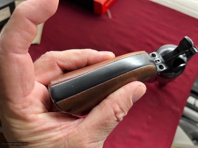 RUGER NEW MODEL SUPER BLACKHAWK 44 MAGNUM 7 1/2