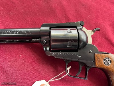 RUGER NEW MODEL SUPER BLACKHAWK 44 MAGNUM 7 1/2