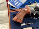 SMITH & WESSON MODEL 27-2 REVOLVER 357 MAGNUM WITH PRESENTATION CASE - 8 of 14