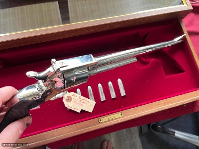 COLT SINGLE ACTION NED BUNTLINE COMMEMORATIVE REVOLVER 45LC WITH DISPLAY ~ SALE $2650.00 ~ - Image 8 of 13