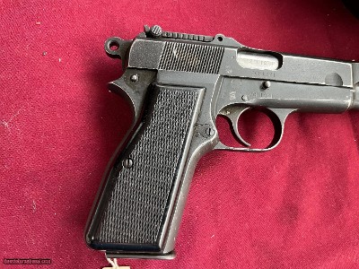 BROWNING FN HI POWER CANADIAN INGLIS SEMI AUTO PISTOL 9MM WITH STOCK - Image 8 of 24