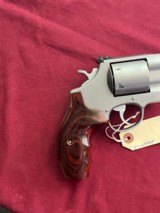 SMITH & WESSON 629 PERFORMANCE CENTER REVOLVER 44 MAGNUM
~ NICE REVOLVER ~ - 15 of 16