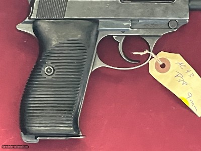 WWII GERMAN WALTHER AC43 P38 SEMI AUTO PISTOL 9MM - Image 3 of 25