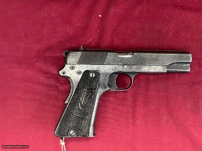 GERMAN WWII F.B. RADOM VIS MODE 35SEMI AUTO PISTOL 9MM - Image 2 of 19