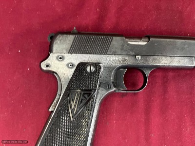 GERMAN WWII F.B. RADOM VIS MODE 35SEMI AUTO PISTOL 9MM - Image 7 of 19