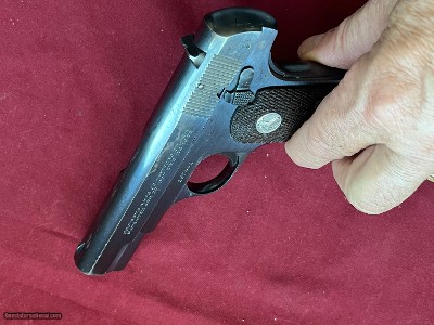 WWII COLT 1908 U.S. PROPERTY SEMI AUTO OFFICERS PISTOL 380 ACP ~ MADE 1944 ~ - Image 10 of 18