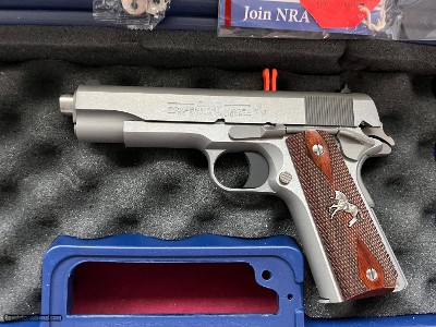 COLT 1911 GOVERNMENT MODEL SEMI AUTO PISTOL 38 SUPER - Image 4 of 16