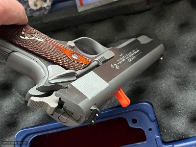 COLT 1911 GOVERNMENT MODEL SEMI AUTO PISTOL 38 SUPER - Image 12 of 16