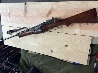 JOHNSON MODEL 1941 MILITARY SEMI AUTO RIFLE 30-06 W/ BAYONET - Image 10 of 25