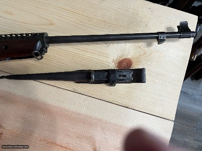 JOHNSON MODEL 1941 MILITARY SEMI AUTO RIFLE 30-06 W/ BAYONET - Image 7 of 25