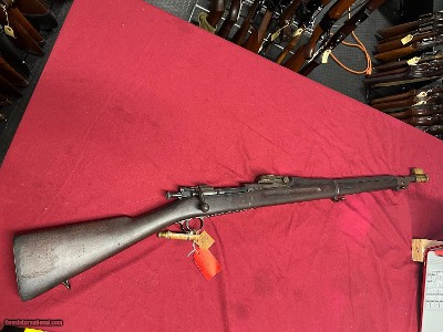 U.S. SPRINGFIELD ARMORY 1903 MILITARY RIFLE~ VERY NICE ~ - Image 2 of 25