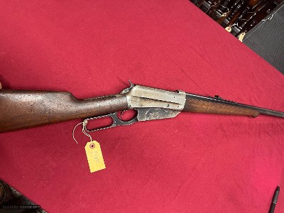 WINCHESTER MODEL 1895 LEVER ACTION RIFLE 35 W.C.F. MADE IN 1920 - Image 4 of 15