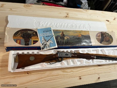 WINCHESTER MODEL 1894 LEVER ACTION LENDENDARY FRONTIERSMEN RIFLE 38-55 CALIBER