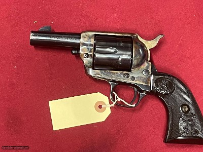 COLT 3RD GEN SINGLE ACTION ARMY SHERIFF MODEL 44-40 ~ MADE 1980 ~ SALE $1795.00 - Image 4 of 11