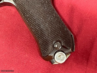 MAUSER P08 LUGER SEMI AUTO PISTOL S/42 