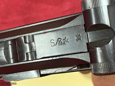 MAUSER P08 LUGER SEMI AUTO PISTOL S/42 