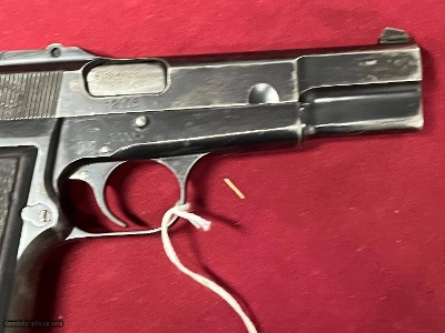 FABRIQUE NATIONALE BROWNING HI POWER 9MM ~ RARE WWII FINISH CONTRACT ~ - Image 5 of 13