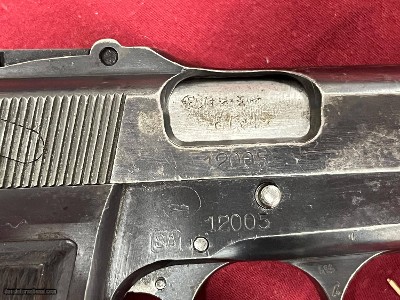FABRIQUE NATIONALE BROWNING HI POWER 9MM ~ RARE WWII FINISH CONTRACT ~ - Image 4 of 13