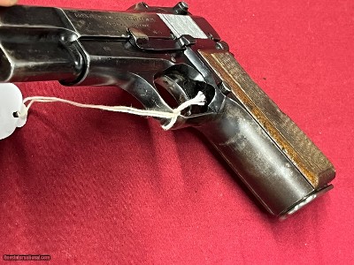 FABRIQUE NATIONALE FN BROWNING HI POWER 9MM ~ RARE WWII FINISH CONTRACT ~ - Image 10 of 13