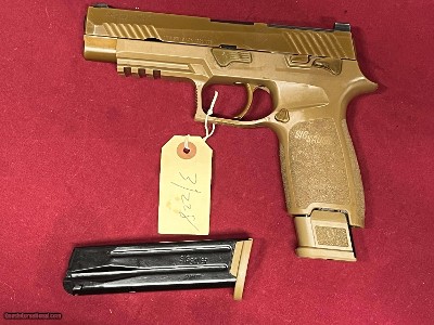SIG SAUER M17 SEMI AUTO PISTOL. U.S. MILITARY SURPLUS 9MM