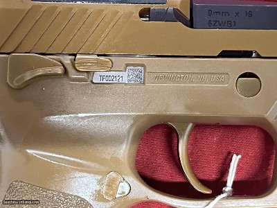 SIG SAUER M17 SEMI AUTO PISTOL. U.S. MILITARY SURPLUS 9MM - Image 8 of 15