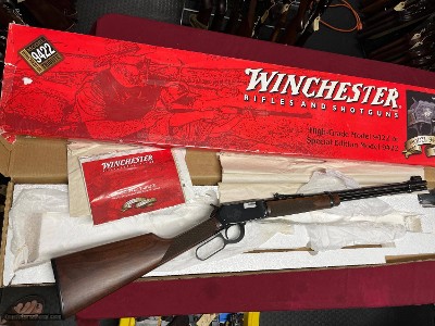 WINCHESTER TRIBUTE 9422 LEVER ACTION RIFLE - ONE OF 9422 ~WITH BOX