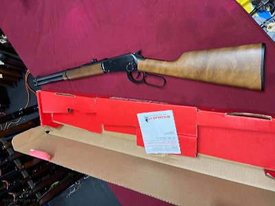 WINCHESTER MODEL 94AE LEVER ACTION TRAPPER CARBINE 44 MAGNUM - Image 2 of 12