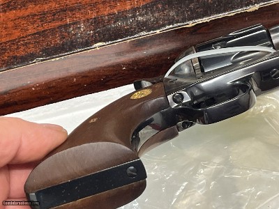 COLT SINGLE ACTION ARMY NEW FRONTIER REVOLVER 44 SPEC ~ EXCELLENT WITH BOX ~ - Image 12 of 14
