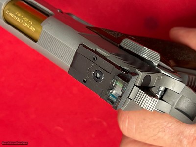 Sale $7250 ~ SVI INFINITY ULTIMATCH 1911 COMPETETION 45ACP SEMI AUTO PISTOL - Image 14 of 23