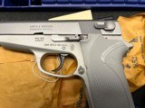 SMITH & WESSON MODEL 3913 SEMI AUTO PISTOL 9MM ~ LADY SMITH ~ - 4 of 17