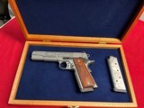 SMITH & WESSON PERFORMANCE CENTER 1911 ~ENGRAVED ~ 45ACP ~ CASED - 1 of 18