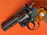 COLT DIAMONDBACK REVOLVER 22 L.R. CALIBER ~ MADE 1969 ~ - 1 of 16
