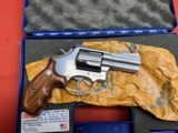 SMITH & WESSON MODEL 696 STAINLESS REVOLVER 44 SPECIAL 3