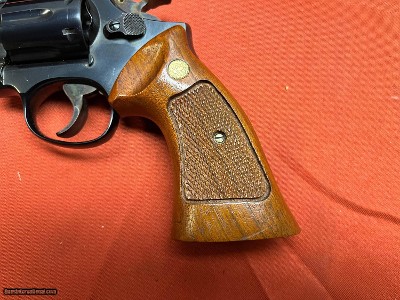 SMITH & WESSON MODEL 53 REVOLVER 22 REM JET - Image 8 of 18