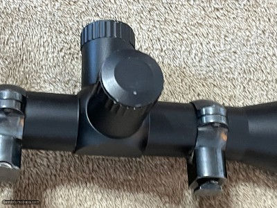LEUPOLD VARI-X III 4.5x-14 x 44mm RIFLE SCOPE WITH SUNSHADE - Image 9 of 12