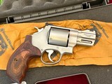 SMITH & WESSON MODEL 629-6 PERFORMANCE CENTER REVOLVER 2 1/2