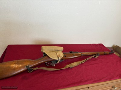WORLD WAR II Era Soviet IZHEVSK Model 91/30 MOSIN NAGANT SNIPER RIFLE SNIPER RIFLE WITH SCOPE