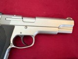 SMITH & WESSOM MODEL 4506 SEMI AUTO PISTOL 45ACP ~ 3-MAGS ~ - 5 of 12