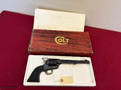 COLT 3RD GEN SINGLE ACTION ARMY REVOLVER 357 MAGNUM ~ MADE 1980 ~ - Image 1 of 15