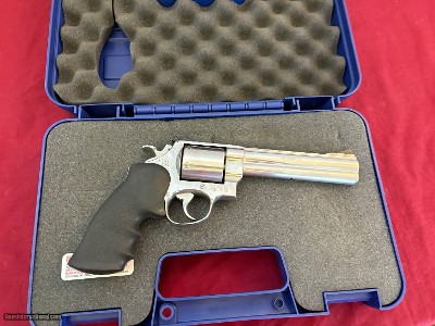 SMITH & WESSON MODEL 629-2 REVOLVER 44 MAGNUM ~ UNFLUTED CYLINDER ~ - Image 3 of 15