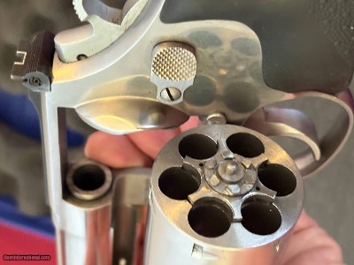 SMITH & WESSON MODEL 629-2 REVOLVER 44 MAGNUM ~ UNFLUTED CYLINDER ~ - Image 13 of 15